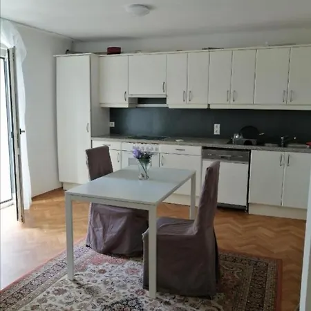 Apartgraz Lägenhet