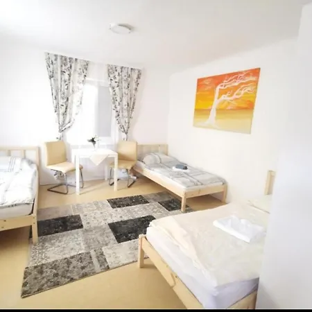 アパート Apartgraz *