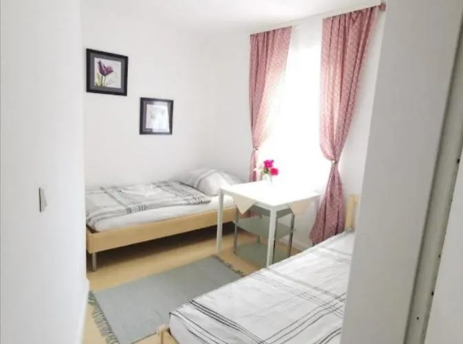 Apartgraz * غراتس